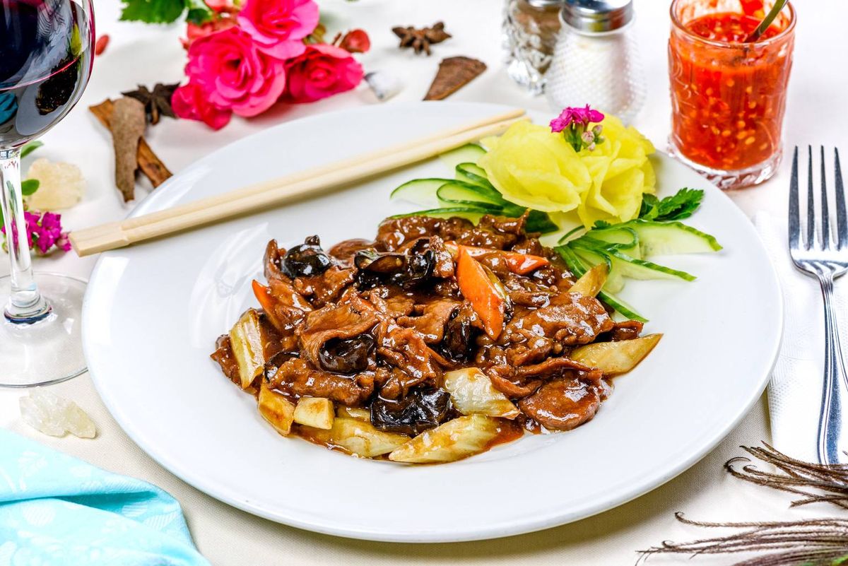 Văcuță cu Urechi de Lemn si Apio